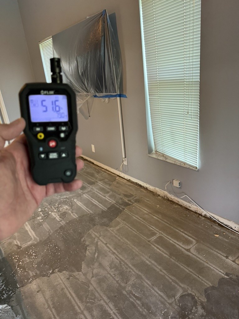 Indoor environmental reading during Plantation Florida mold inspection.